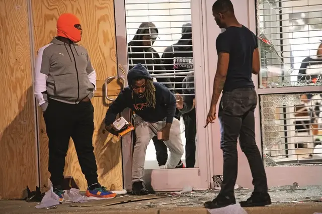 弗洛伊德算法介绍，弗洛伊德算法的正确性（弗洛伊德之死为何引发全美示威）