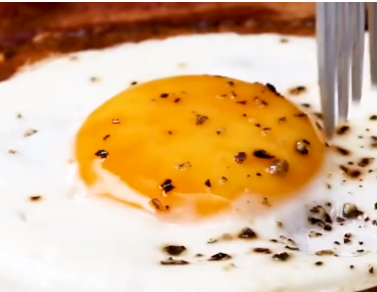 晚上能吃鸡蛋吗，晚上能吃鸡蛋么（答案是这样的，以后别乱吃了）