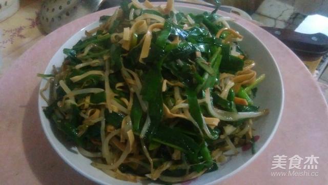 炒绿豆芽的热量是多少，水煮绿豆芽热量（一盘不到5元钱）