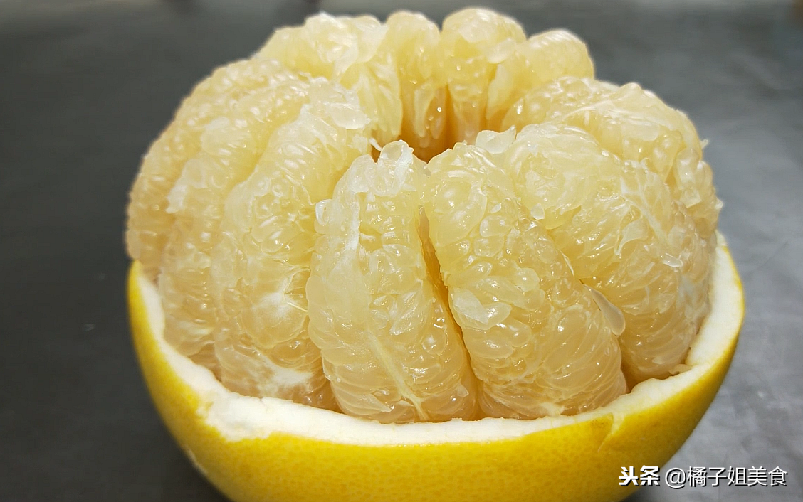 圖片[11]-柚子剝皮新方法 一招就能把柚子剝的干干凈凈-起舞食譜網