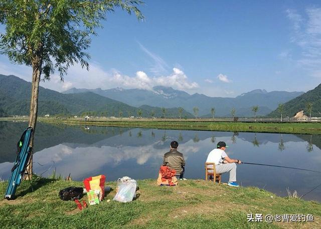秋季水库钓鱼技巧,水库钓大鱼的最佳深度(秋季湖库钓鱼)