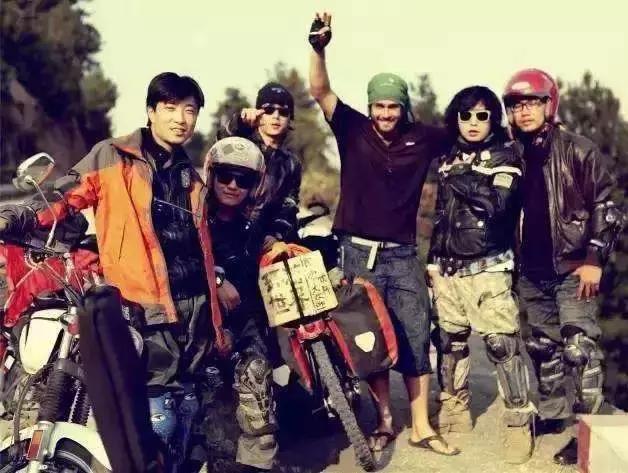 一听等于多少瓶，播放1瓶的等于几（民谣很穷，赵雷很火）