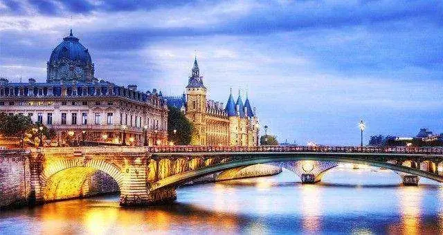 上海浦西有几个区，上海浦西区都包括哪些区（这一年房价竟然涨了20%）