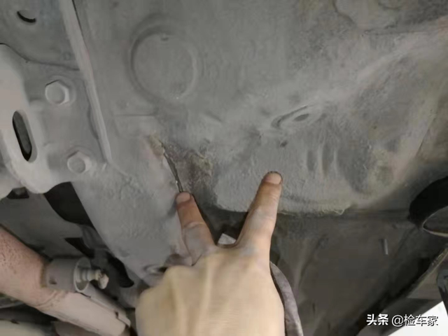 锐志的油耗，途昂380油耗（9万买台15万公里的“大后超”丰田锐志值不值）