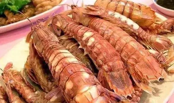 请问清炸小扒皮鱼的做法，炸小剥皮鱼的做法大全（今后再也不怕不认识海鲜了）