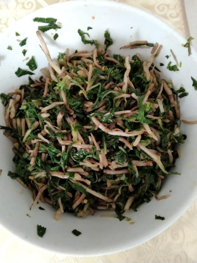 苣荬菜怎么读，苣荬菜，又名：甜苣，苦菜