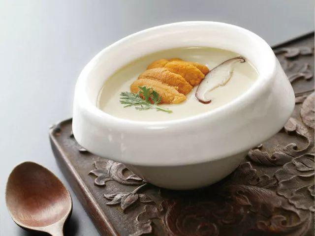 海胆肉怎么吃法，海胆肉最好吃的做法（网红海胆做法，火速收藏）