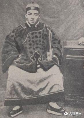 京剧老生鼻祖是谁，被称为京剧老生鼻祖的人是谁（老生“后三鼎甲”如山峰般屹立）