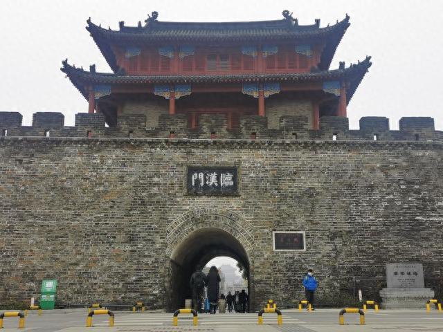 1600年前，有位女性建了一座城墙，成为襄阳最著名的夫人城