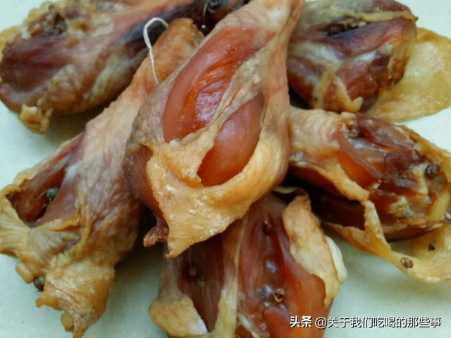 腊鸡，想要咸香入骨还不腥（腊鸡子里面炖什么好吃）