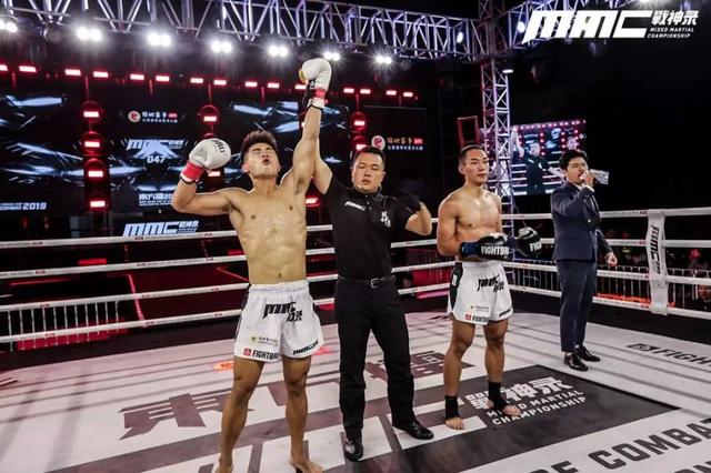 yy格斗俱乐部，西瓜山河豚鬼谭咏麟新歌（东方擂职业格斗亚洲杯——火热开战中）