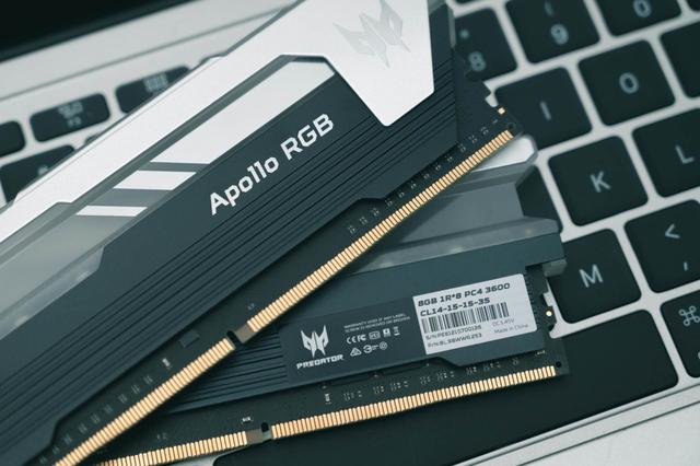 内存时序c16与c18差距多大，内存时序c16与c18差距介绍（B-Die内存-有信仰无溢价的宏碁Predator）