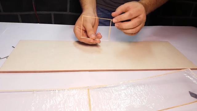 简易飞机模型制作，100个简单的科技小制作_100个简单的科技小制作视频_100个简单的科技小制作不倒翁（用竹蜻蜓原理做一个简易飞机）