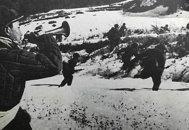 什么桥下没水，什么桥下没水立交桥打一生肖（美军空投桥梁修复水门桥）