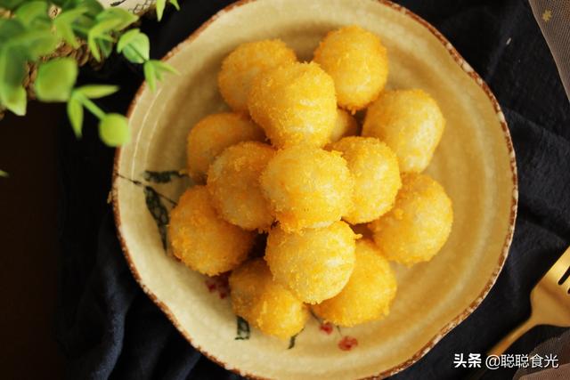 怎么做炸元宵，炸的元宵怎么做（直接下锅容易炸裂）