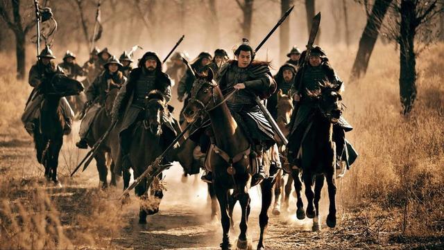 吕布三姓家奴，张飞为什么叫吕布三姓家奴（《三国演义》对吕布“三姓家奴”的定义客观吗）