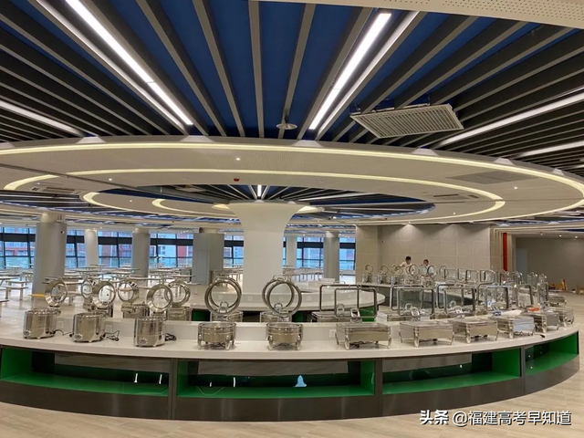 厦门东海学院怎么样，厦门东海职业技术学院怎么样（福建省专科院校食宿条件大比拼）