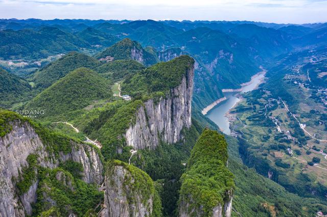 四大文明古国的著名景点，世界四大文明古国的著名景点（它是中国最美的40个景点之一）