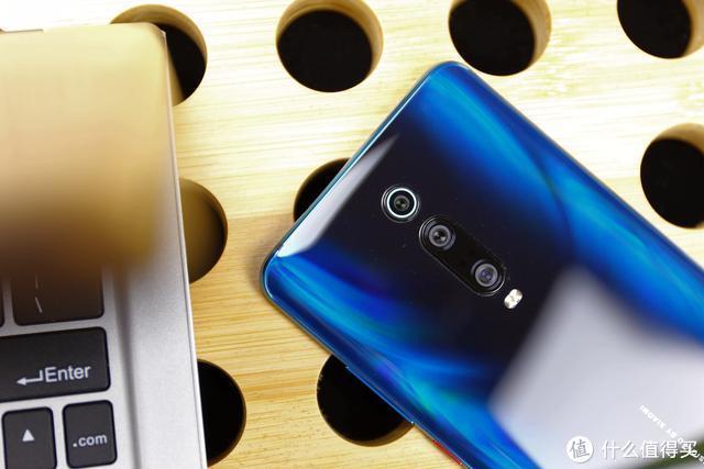 红米k20pro屏幕（请取下有色眼镜来看Redmi）