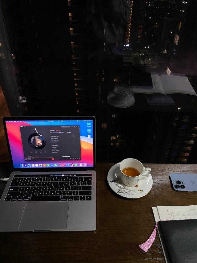 熬夜睡不着文案，失眠睡不着发的朋友圈文案