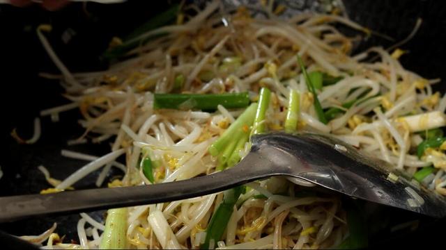 豆芽菜的做法大全家常，家常炒豆芽菜的做法大全（炒豆芽不要直接下锅炒）