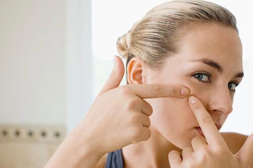 用硫磺皂洗脸好吗，硫磺香皂可以洗脸吗能祛痘吗（天天都用硫磺皂洗脸）