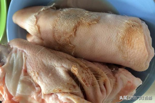 猪毛怎么处理最省力，教你几个农村土方法