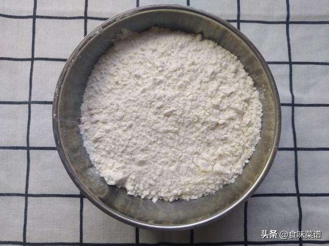各种烙饼的做法，各种烙饼的做法大全（“末伏烙饼摊鸡蛋”）