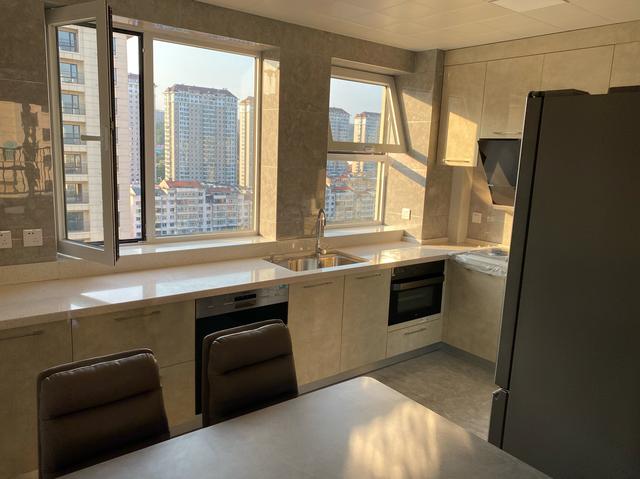 硅藻泥装修多少钱一平方，2022硅藻泥装修多少钱一平方（全屋抹硅藻泥只花8300元）