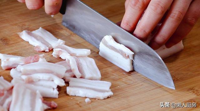 烤箱怎么做烧烤，烤箱烤鸡腿需要多长时间（想要吃烤肉不用去店里）