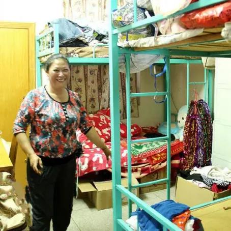 麦琼芳是什么人，麦琼芳是什么人（一名洗衣工如何培养出20位清华北大学子）