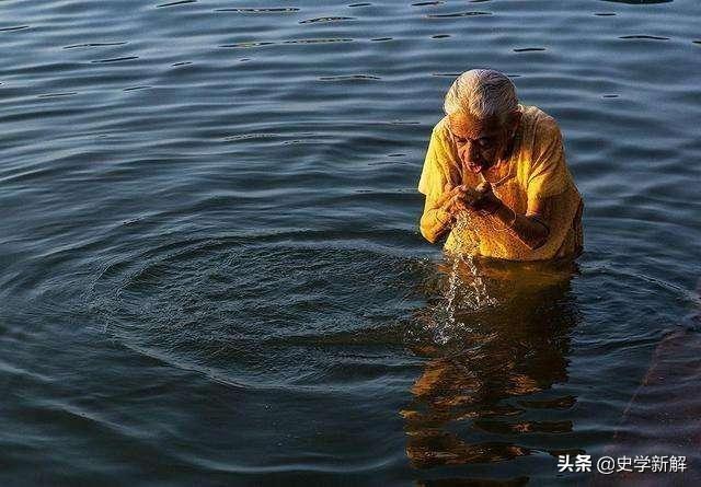 印度河的发源地，印度河的发源地和流经的国家（雅鲁藏布江是恒河的支流吗）