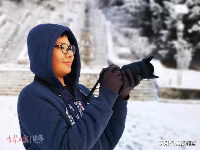 白雪却嫌春色晚，白雪却嫌春色晚下一句是什么（白雪却嫌春色晚,下一句是什么）