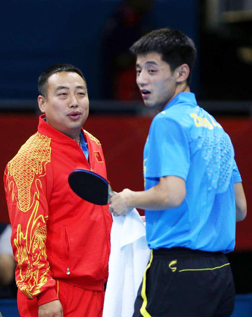 尤其是马龙,张继科,许昕等功勋球员,一直将刘国梁当做敬重有加的恩师