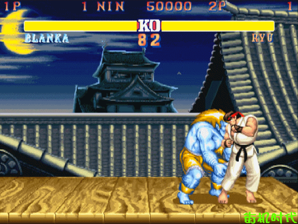 街头霸王第二部，电脑街机游戏（原来《街头霸王2》每个人物都有一套诡异连段）
