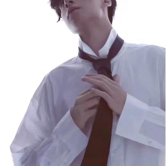 airpods电量怎么看，ins成熟帅气真人魅力男生头像 远渡人间惊鸿宴微信（分享：帅气超A·男生头像）