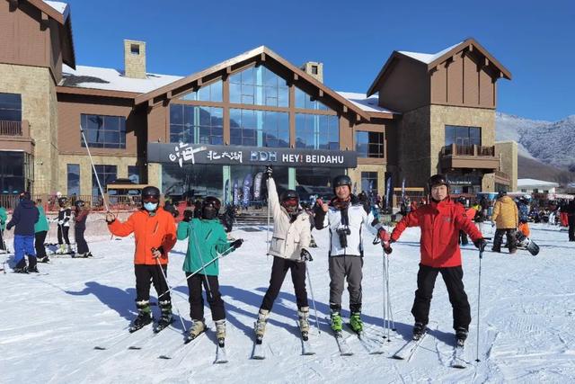 吉林市十大滑雪场，江南美女打卡吉林四大滑雪场