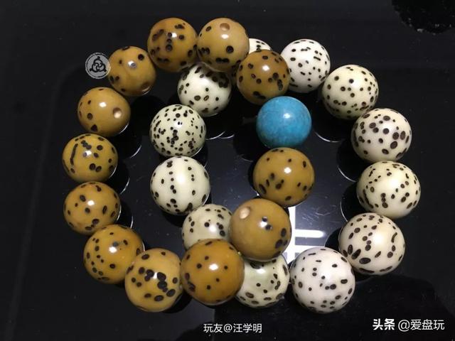 桃核手串什么样的最名贵，什么品种的桃核手串好有价值（这6种“白菜价”手串）