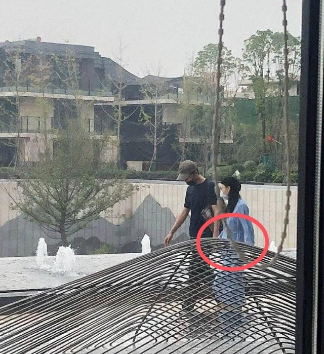 吴倩年龄多大，张雨剑、吴倩一家三口罕见同框（疑事业巅峰期隐婚生女）