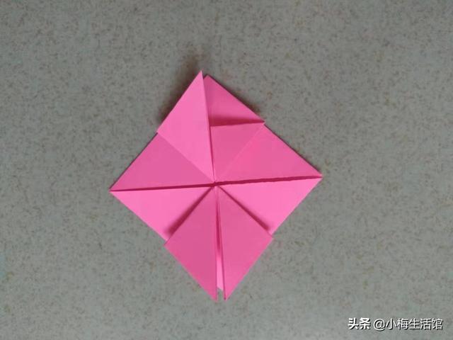 爱心的折法(简单)，简单爱心的折法（看的我都心花怒放了）
