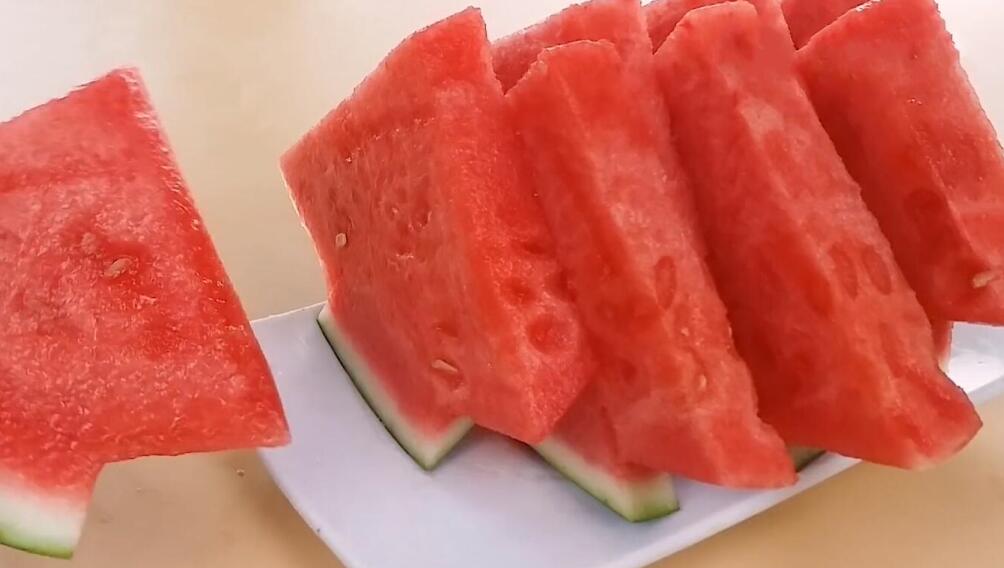 图片[8]-这5种切西瓜方法 简单吃完不脏手 大家都夸聪明-起舞食谱网