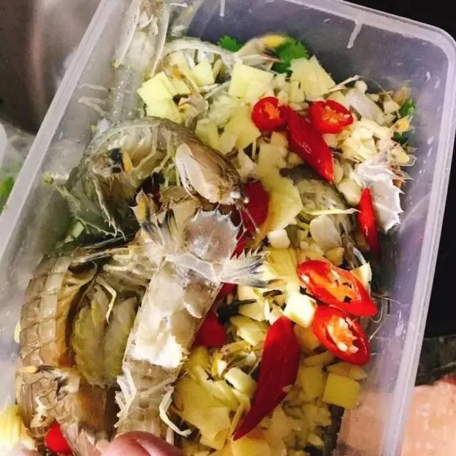 虾蛄要怎么保鲜，虾蛄怎么清洗（汕尾美食——腌虾姑）