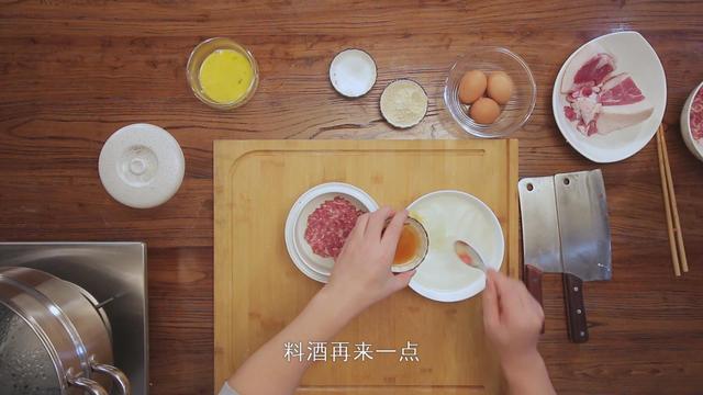 南昌正宗瓦罐汤怎么做，学做南昌瓦罐汤（家庭自制南昌瓦罐汤——鸡蛋肉饼汤）