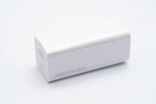 小米手机充电器，小米手机充电器通用吗（小米GaN氮化镓充电器65W）