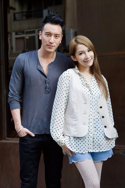 刘玉玲是谁的老婆，刘玉玲是谁（50岁邓文迪与小27岁男模分手）