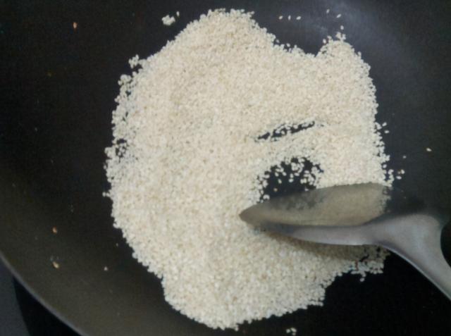 花生黑芝麻酱的做法，黑芝麻花生酱怎么做（自制花生芝麻酱）