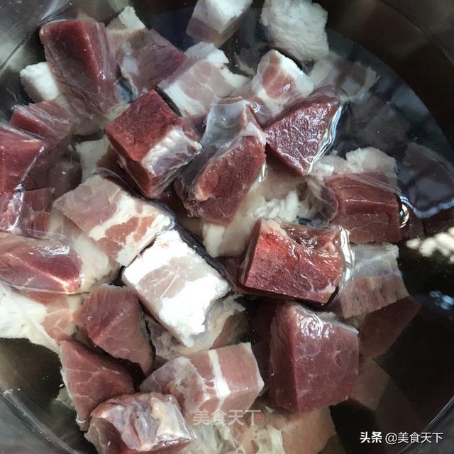 胡萝卜切丝怎么切，胡罗卜怎么炒好吃（看看别人家胡萝卜的做法）