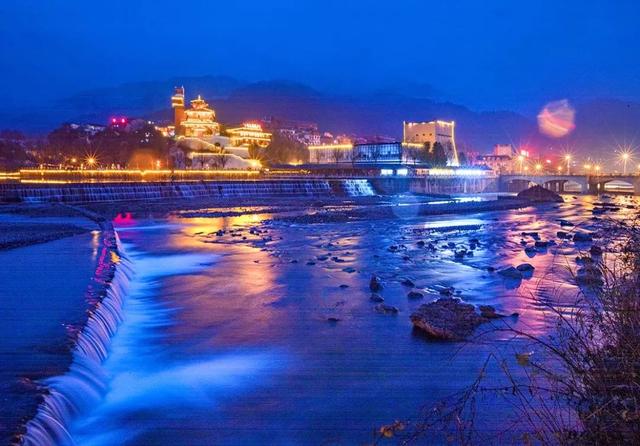 汶川海拔多少米，四川汶川县海拔多少米（什么是汶川）