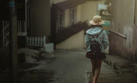 已婚男人极度想念一个女人，已婚男疯狂想念已婚女（“已婚男从追我到厌倦）