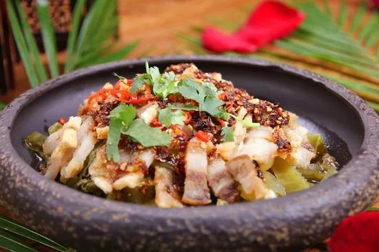 云南新平腌菜的腌制方法，云南《傣味水腌菜》的八种经典吃法